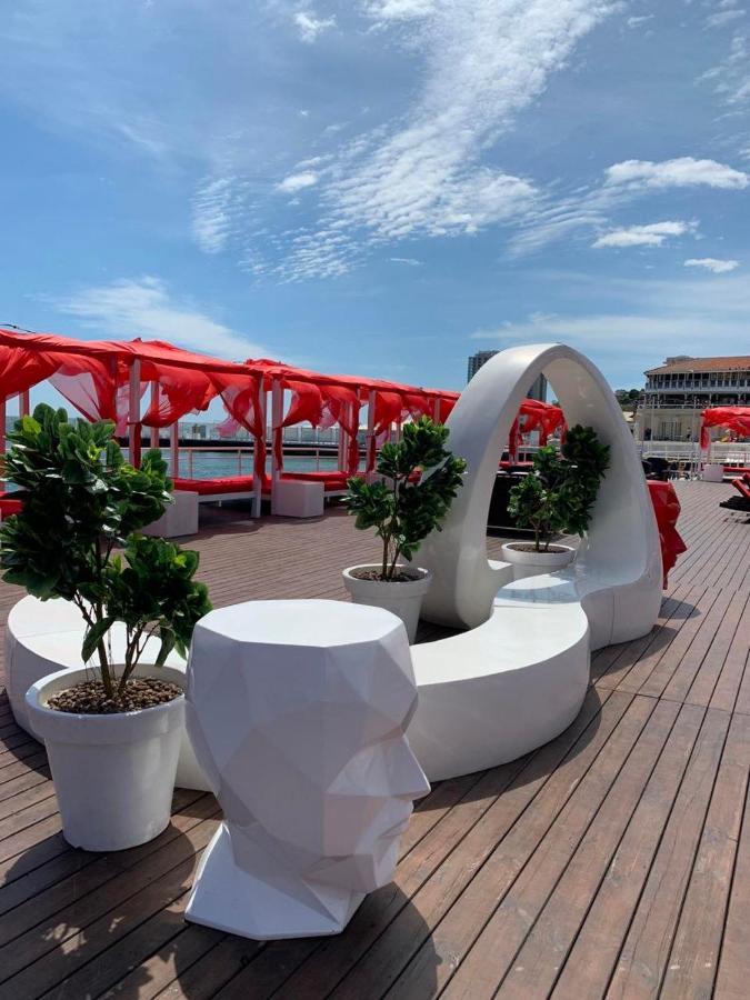 Beach Club Odessa Hotel Night Club Exterior photo